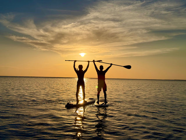 �����F�ɐ��܂�[�z��SUP�̃V���G�b�g�B�v�ē��̃T���Z�b�g�������̈ꖇ�ɁB_�v�ē��c�A�[SUNRISE