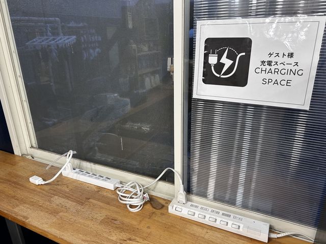 �[�d�X�y�[�X�����B�J������g�т̏[�d�Ȃǂɂ����p���������܂��B_Seaside Dive Hub AquaVista