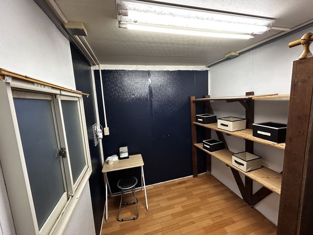 �j���ʍX�ߎ������B�h���C���[���������Ă���܂��B_Seaside Dive Hub AquaVista