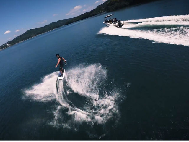 �u���E�G�C�N�{�[�h
_FLIPFLOP