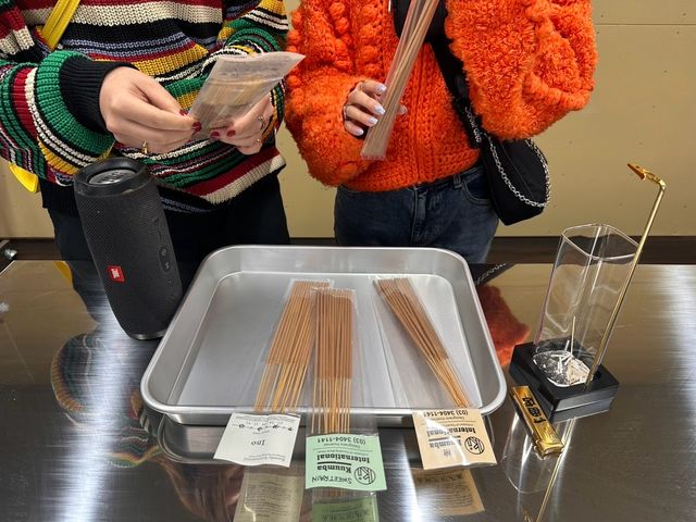 �����̍���Ɖ��y���I�ׂ�I_�v�����g�H�[�G���K���c