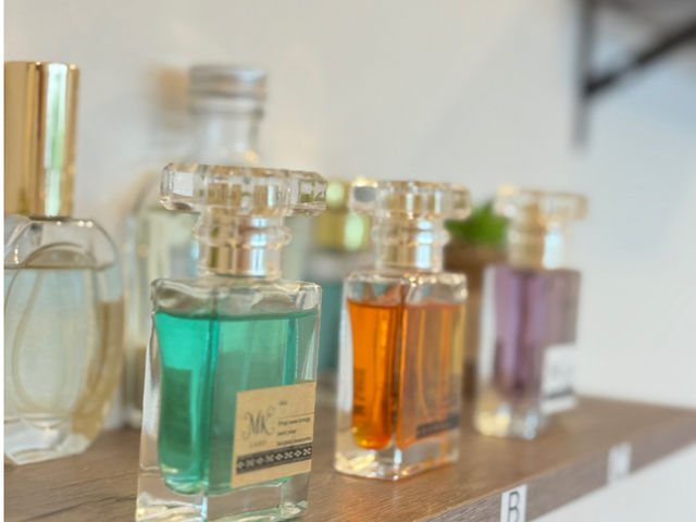 �D�݂̃J���[�ɁI_MK LABO�Ί_��