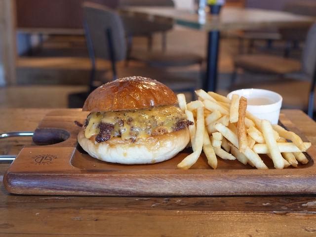 �^��������̂��J���͂�����I_�����T�C�N���c�[���Y���Z���^�[