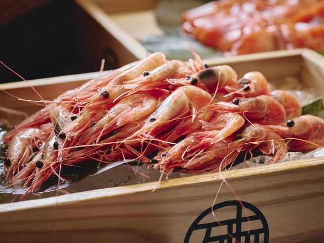 �y�[�H�z�����̍�ɂ�����悵�A���тɂ̂����ĊC�N�ǂ�Ԃ�������悵�B�C�̍K�𑶕��ɂ��y���݂��������B���ʐ^�̓C���[�W�ł��B_���٥���̐쉷�� �z�e�����y