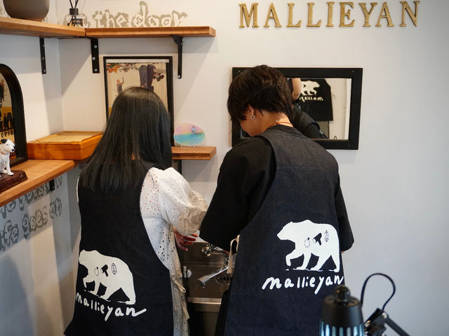 �A�N�Z�T���[�̌��H�[MALLIEYAN�y�}���[�����z�����X
