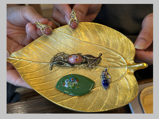 ����̌����͂��߂Ă�60��̂��q�l�ɂQ���l�B�ׂ��ȍ�Ƃ����Ƃ̂��Ƃł������A�ƂĂ��f�G�ȍ�i�Ɏd�オ���Ă��܂����B�׋��ɂȂ�܂����I���肪�Ƃ��������܂����I_�ÎR���쎵��đ̌� AtelierOwl