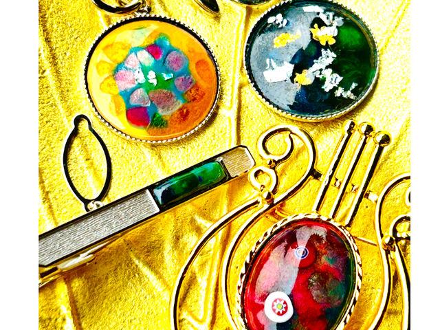 ���Ƒ�4���l�ł̂����X���肪�Ƃ��������܂����I_�ÎR���쎵��đ̌� AtelierOwl