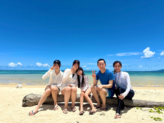 Ƒł̑̌lCł vo̎ʐ^B܂`I_South Blue