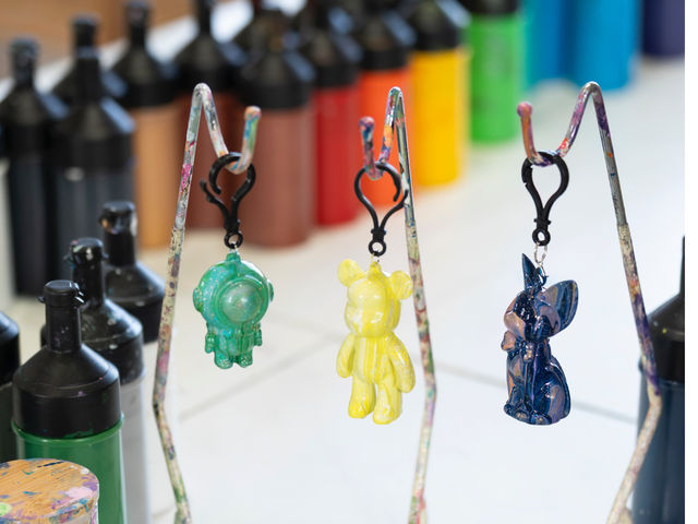 MY BEAR STUDIO �W�H��