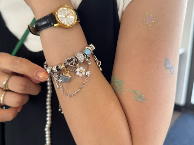 MY BEAR STUDIO �W�H��