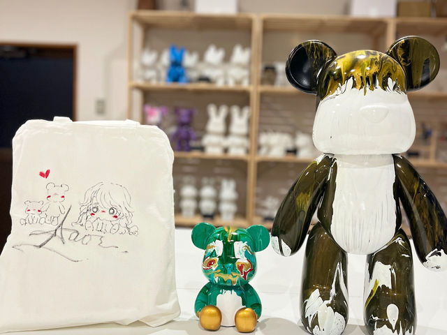 MY BEAR STUDIO �W�H��