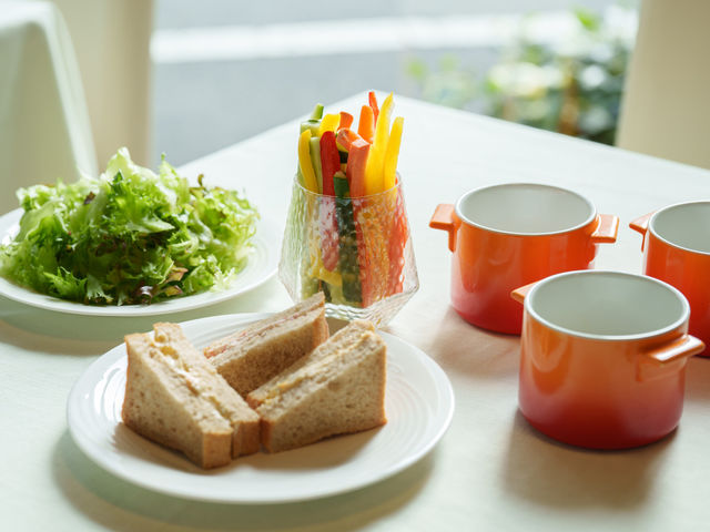 �y���D�݂ō��T���h�E�B�b�`�z�S���H�p���ɂ��D���ȋ���̂��Ċy���ގ��������̃T���h�E�B�b�`�B
_�v���~�A�z�e���|CABIN�|�V�h(CABIN cafe)