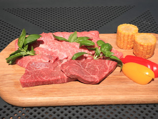 �r�[�t�R�[�X
���јa���ē��Z�b�g300g�^���јa���Ԑg�ē�100g�^���јa�����~�ē�100g�^���јa�������v�X�e�[�L100g
2�l�O�̂��ʐ^�ƂȂ�܂�
_��Land