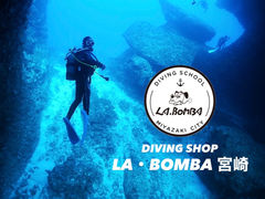 LA�EBOMBA�{��̎ʐ^1