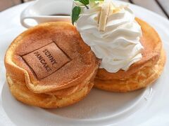 SUNNY KITCHEN �T�j�[�L�b�`���̎ʐ^1