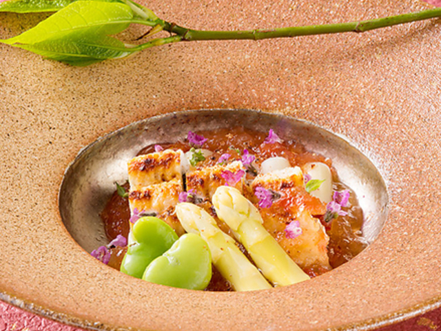 �{�𐷂�킽�Ȃׂǂ��� �]�i�̎ʐ^1