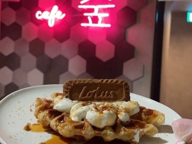 ؍fU[g XC[c cafe Xbv ͌̎ʐ^1