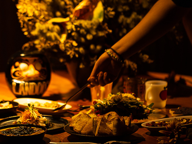 �����h�[�Y LANDOOZ �r�ܓ����w�O�X�̎ʐ^1