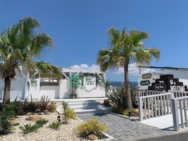 Rivage Island BBQ o[WACho[xL[̎ʐ^1