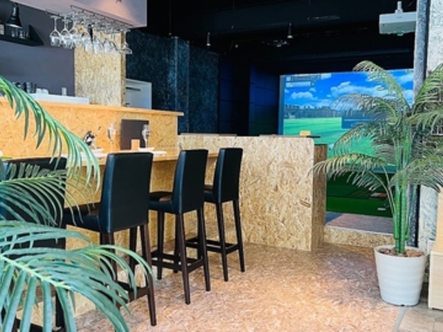 Dining & Golf Bar One on _CjOAhSto[I̎ʐ^1