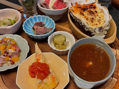 ちいさなお皿のビストロ tena tenaの写真1