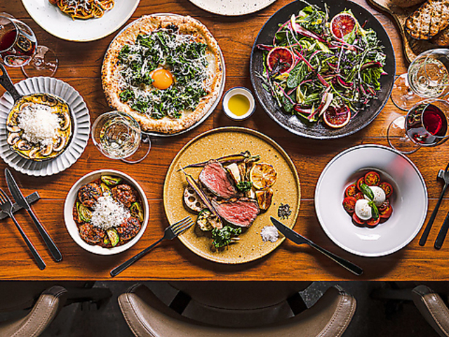 T@g[ NI SALVATORE CUOMO ܂̎ʐ^1