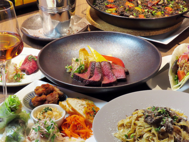The Cork��Plate By food hudo �U�R���N�A���h�v���[�g�o�C�t�[�h�t�E�h�̎ʐ^1