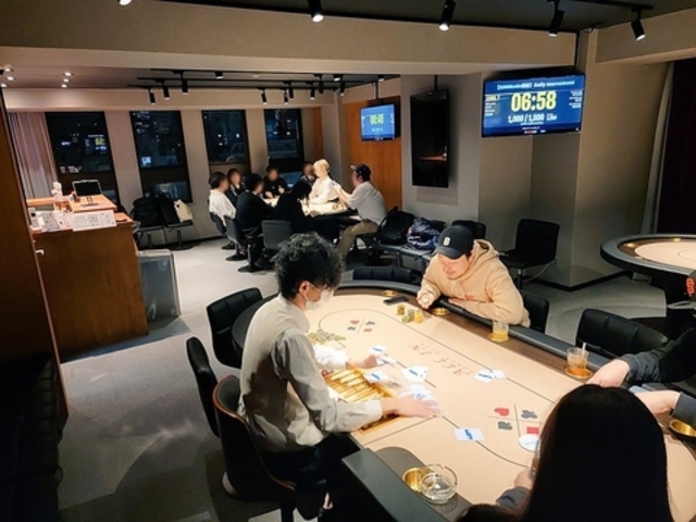 ALL IN POKER CLUB I[C|[J[Nu̎ʐ^1