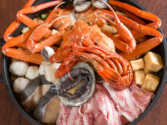 LAU HAI SAN ���E�n�C�T���̎ʐ^1