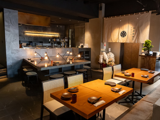 ���܉E�q�� ���ڍ��̎ʐ^1