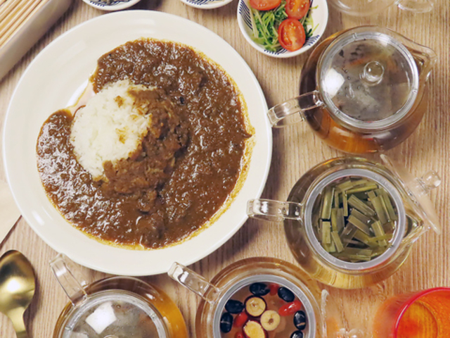 Bungalow Zen �o���K���E�[���̎ʐ^1