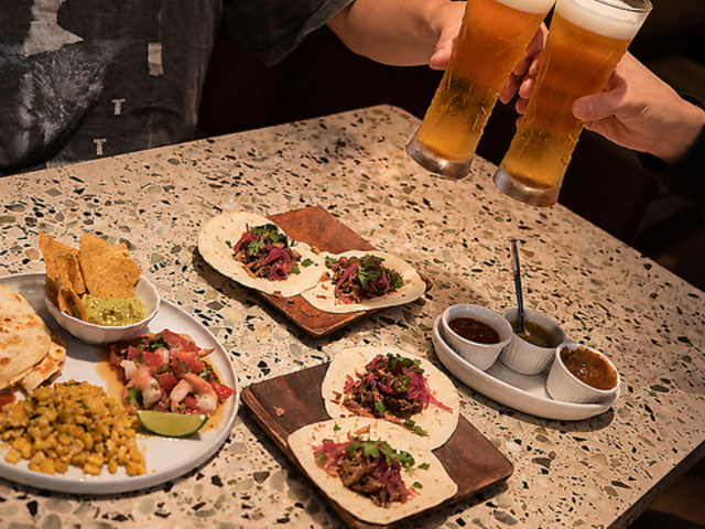 SOUS �\�E�X �h�X�̎ʐ^1