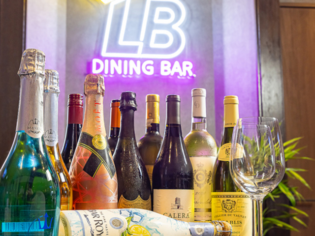 DINING BAR LB �_�C�j���O�o�[�G���r�[�̎ʐ^1