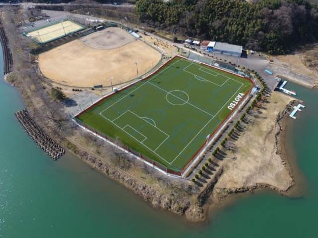 �h������