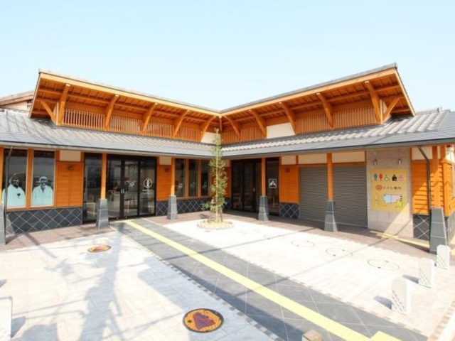 pocket park_cӎsXȂ|Pbgp[N