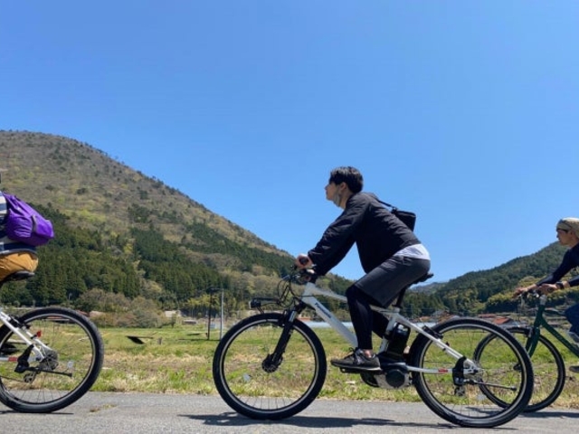 嵐山を走行した自転車 悪路も上り坂もラクラク走破！激アツeMTB【海遊び×山遊び 満喫