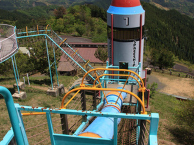 Maybe̎OmxȂ悵p[N̓eʐ^1