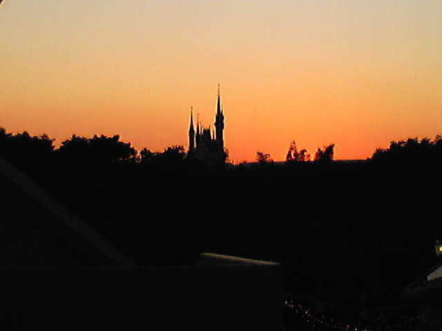 �C�N�X�s�A��