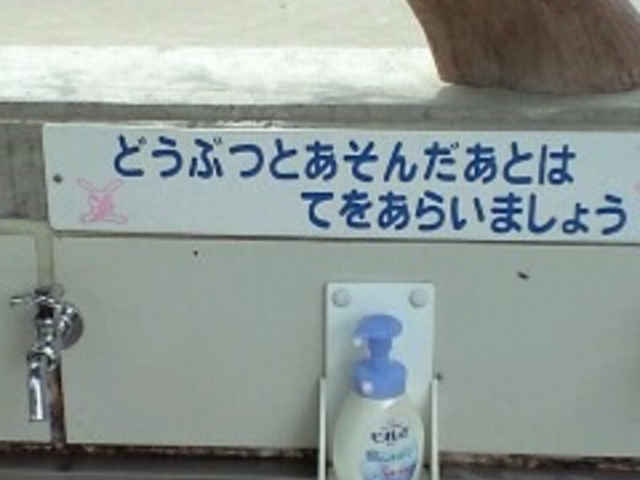 �~�R������