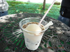 �^���^�����܂ꂳ��̃~���N�t�@�[���ɐ��ւ̓��e�ʐ^1