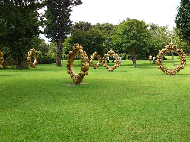 �t���[���ɂ��Ȃ邵�A�Ȃ�ɂł��Ȃ�I�I_�������������A�[�g�̐X