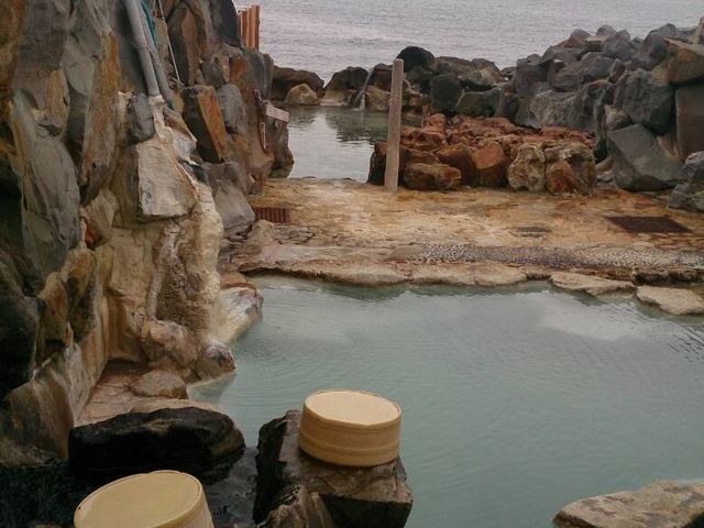 平日、
早めに宿をでて
行ったので、独り占めの時間が
出来ました。_白浜温泉　崎の湯