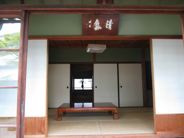 ҂̋y̎󍡈䐭V|̊ق̓eʐ^4