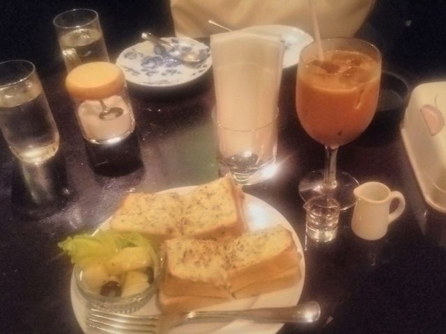 Ђ낳̃JtFEgoO̓eʐ^1