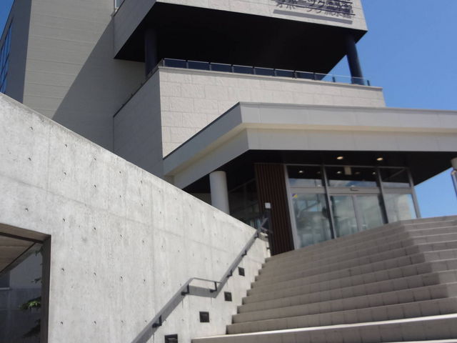 �����_�I�z�[�c�N���X��