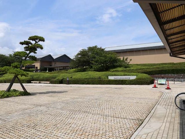 Cibÿ錧VSLO܉Ypق̓eʐ^1