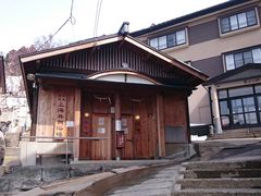 ΂Ȃ䂫䂫̏㓒EE쌴ւ̓eʐ^1