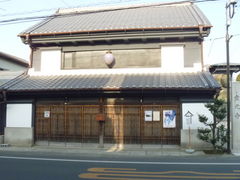 �g�V���[����̌������̊X���݂ւ̓��e�ʐ^1