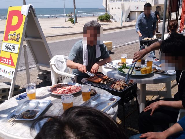 �C�����Ȃ���o�[�x�L���[���o���܂��B_�܂߂��낤�̕l�Ă��}�[�P�b�g