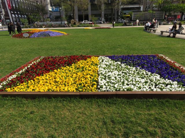 �_�݂���Ԓd_��ʌ���